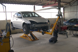 SVA Automobiles dispose d'un marbre pour votre carrosserie